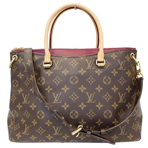 louis vuitton shoulder bag canvas monogram